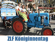 ZLF Königinnen auf dem Marienplatz (Foto. Ingrid Grossmann)